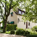 B&B Touloumo