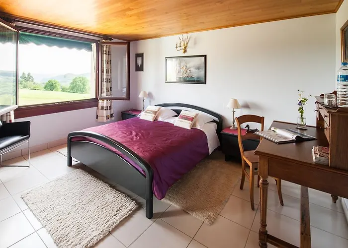 Touloumo Bed & Breakfast