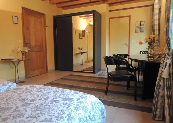 Touloumo Bed & Breakfast