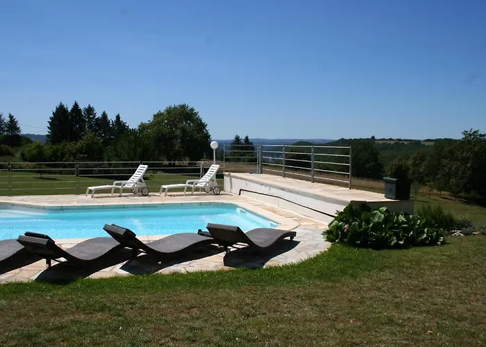 Touloumo Bed & Breakfast Mayrac