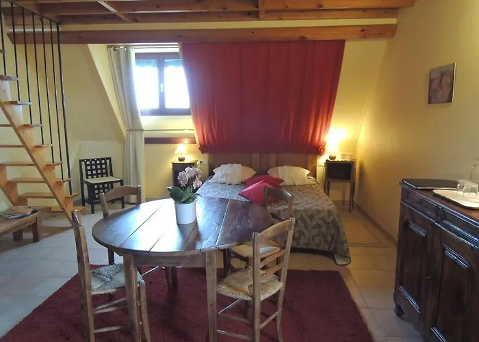 Touloumo Bed & Breakfast *