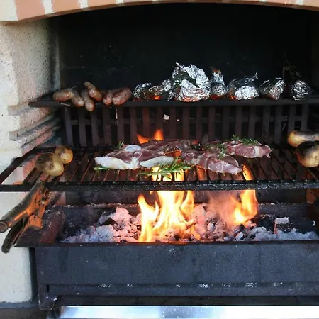 Bed & Breakfast Touloumo *